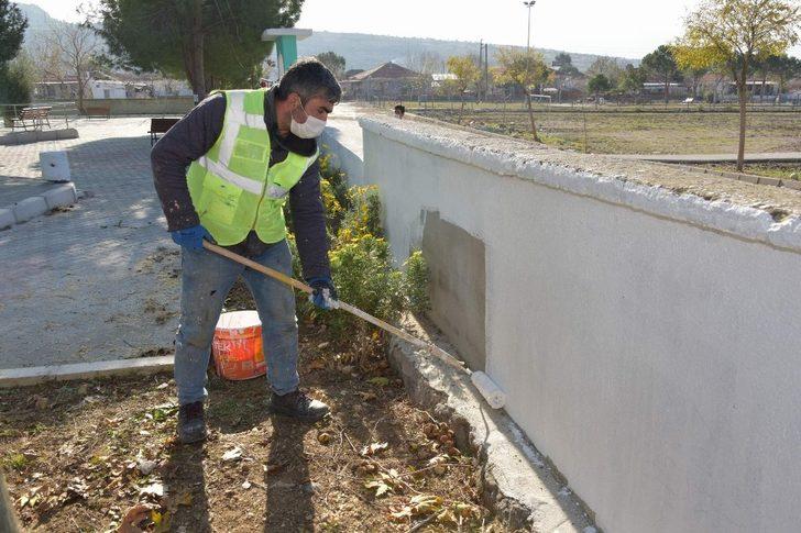Aliağa Belediyesi ekipleri, Karaköy’de el değmedik yer bırakmıyor G2
