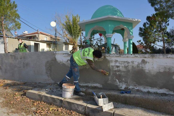 Aliağa Belediyesi ekipleri, Karaköy’de el değmedik yer bırakmıyor G3