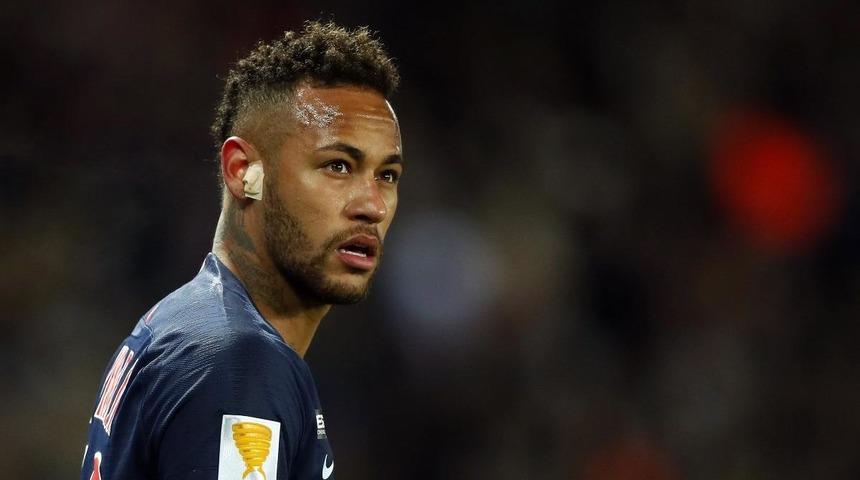 Neymar'dan 500 kişilik parti!