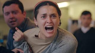 Kırmızı Oda 17. son bölüme Aslıhan Gürbüz, Kumru karakteriyle damga vurdu! Sosyal medyada gündem oldu