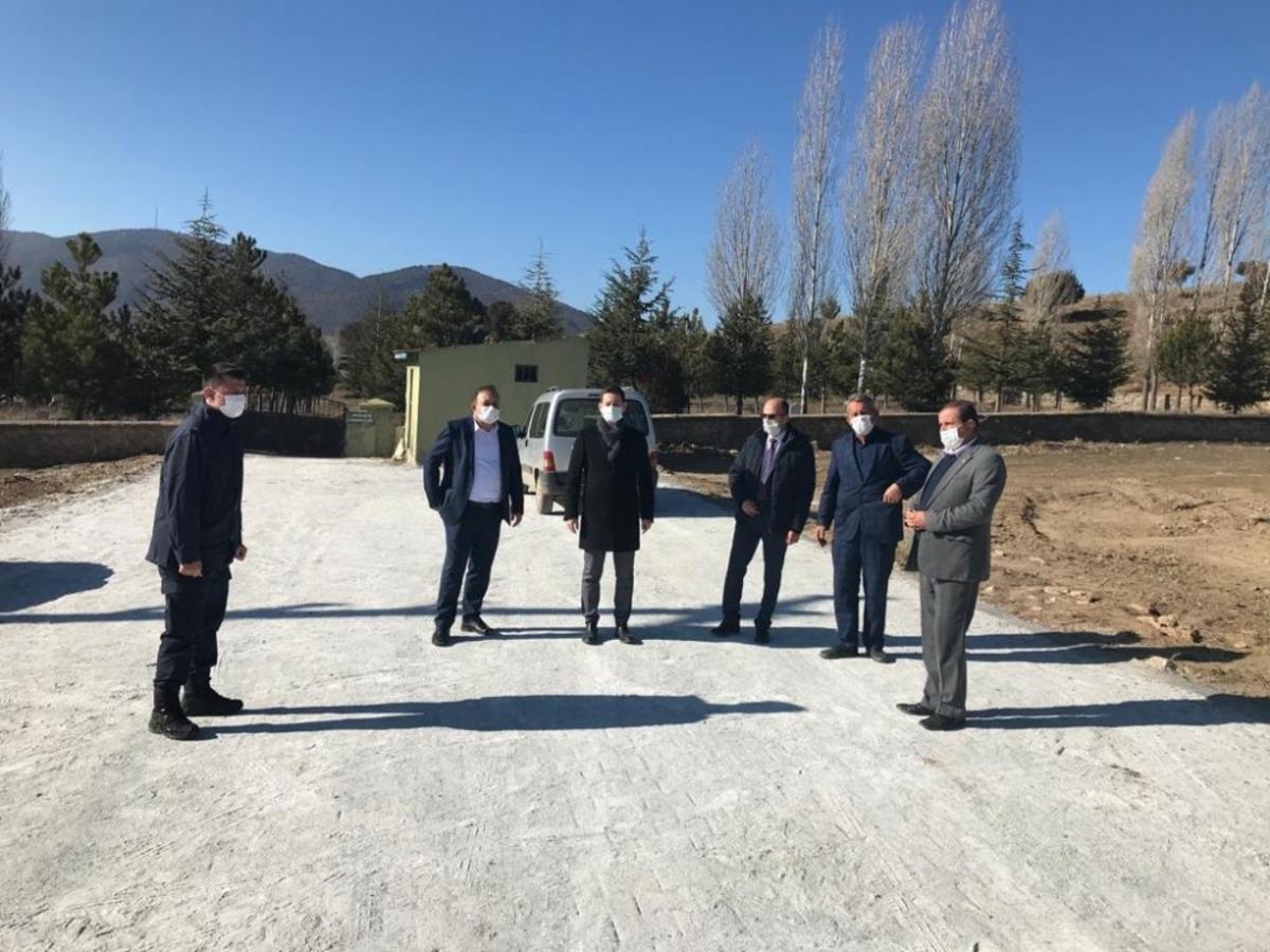 Bir g&uuml;nde 4 k&ouml;y ziyaret ettiler