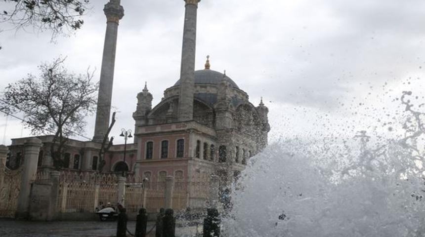 Meteoroloji'den İstanbul i&ccedil;in sarı uyarı (26 Aralık İstanbul'da hava durumu)