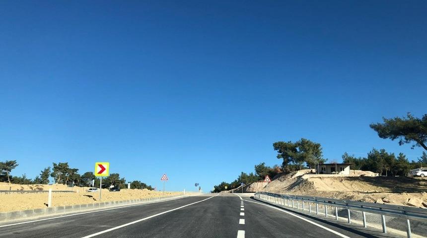 Heyelandan &ccedil;&ouml;ken yol yeniden trafiğe a&ccedil;ıldı