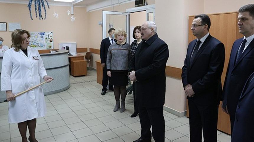 Lukaşenko a&ccedil;ıkladı: Koronavir&uuml;s aşısı olmayacağım