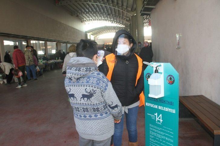 Kuyucak’ta pazar yerlerinde tedbir elden bırakılmıyor G4