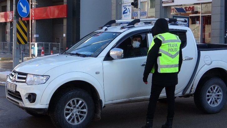 Van sokağa çıkma kısıtlamalarına uyuyor G2