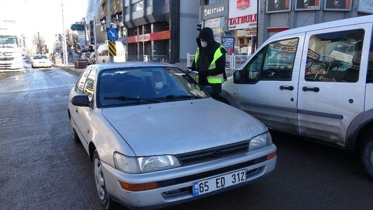 Van sokağa çıkma kısıtlamalarına uyuyor G5