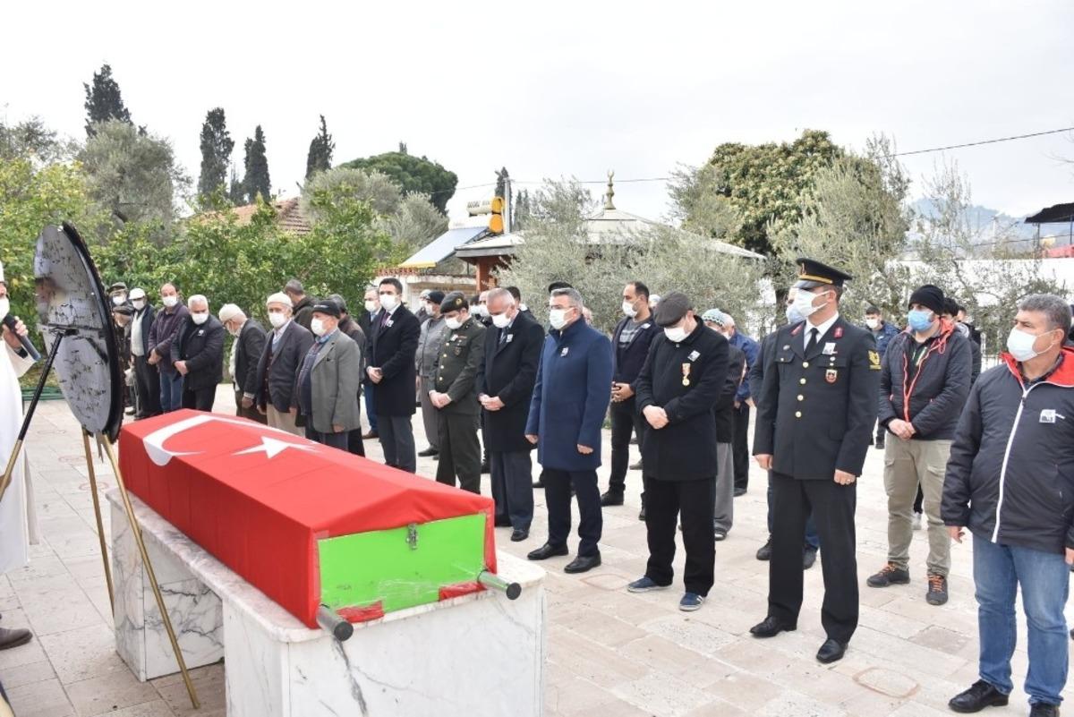 Kore Gazisi Bekel son yolculuğuna uğurlandı
