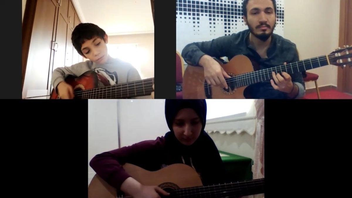Enstr&uuml;man ve tiyatro kurslarında online eğitim başladı