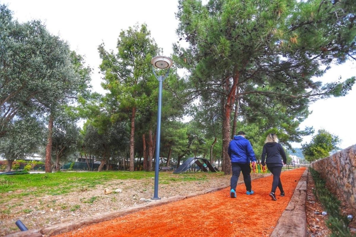Bodrum Belediyesi&rsquo;nden can dostlara jest, &lsquo;Dost patiler eğitim ve oyun parkı&rsquo; a&ccedil;ıldı