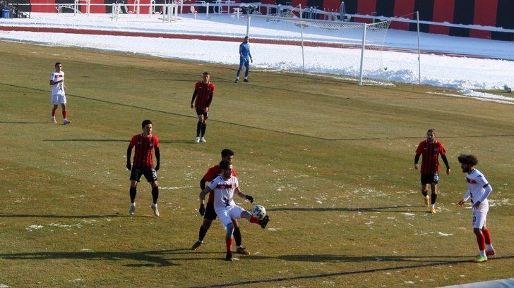 TFF 2. Lig Kırmızı Grup: Van Spor FK: 1 - GMG Kastamonuspor: 2 G2