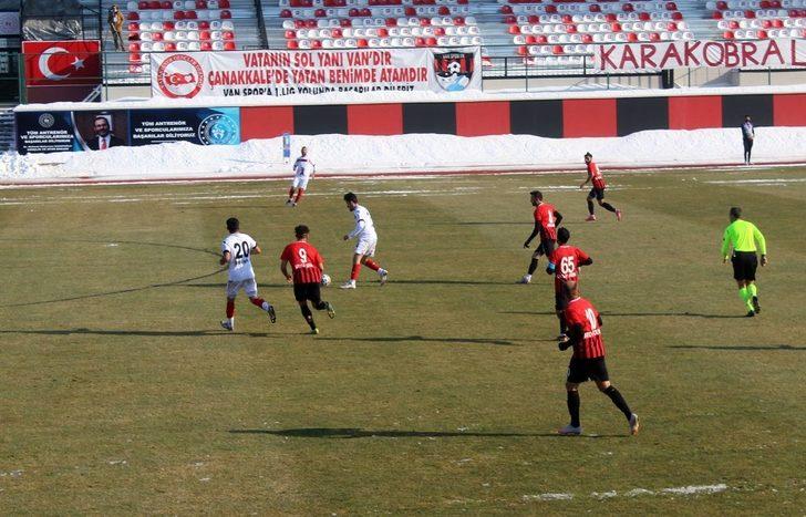 TFF 2. Lig Kırmızı Grup: Van Spor FK: 1 - GMG Kastamonuspor: 2 G4