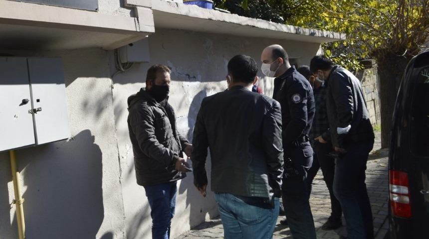 Yabancı uyruklu şahsın &uuml;zerinden uyuşturucu &ccedil;ıktı