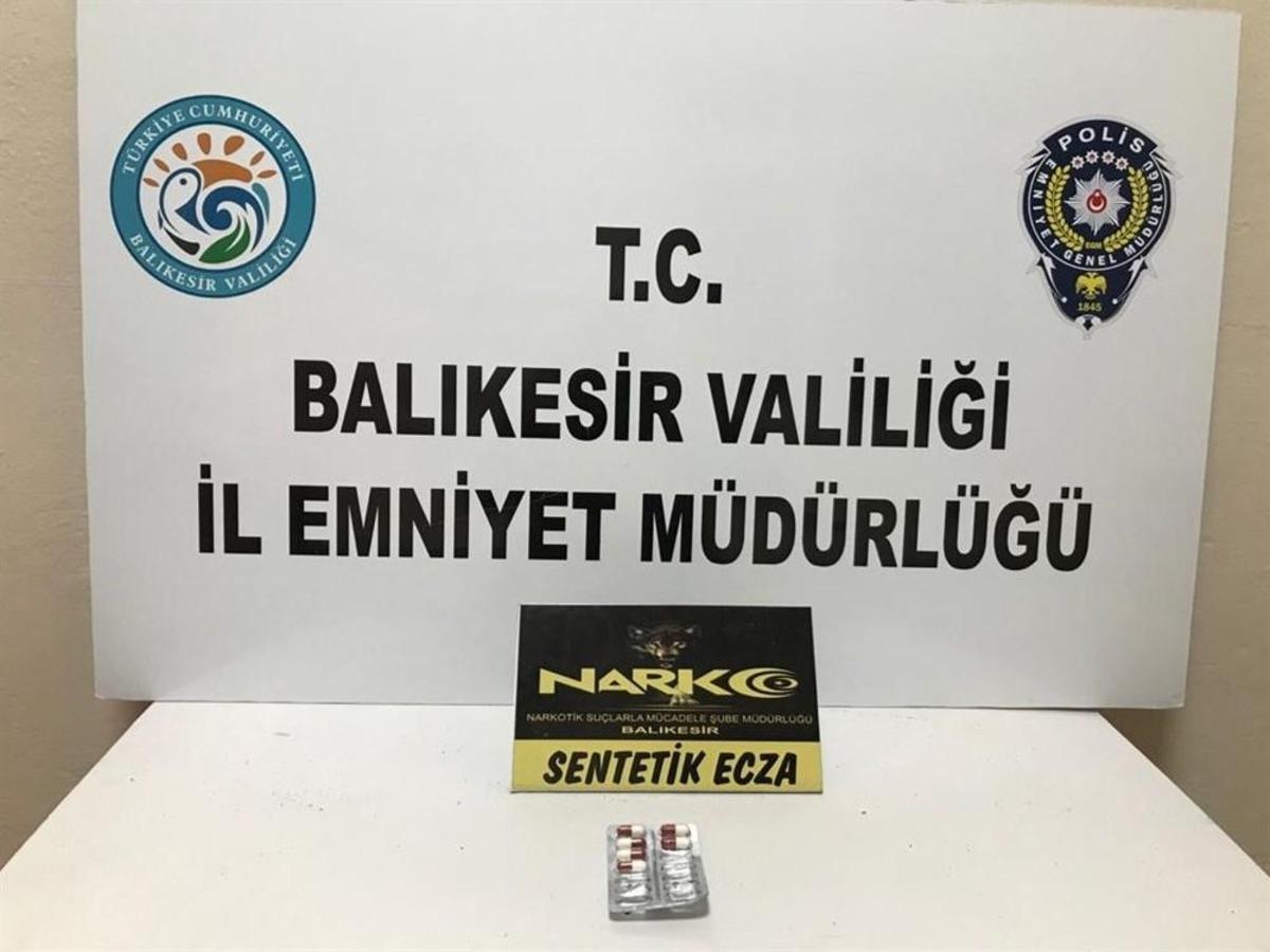 Balıkesir&rsquo;de 8 kişiye uyuşturucu operasyonu; 2 kişi tutuklandı
