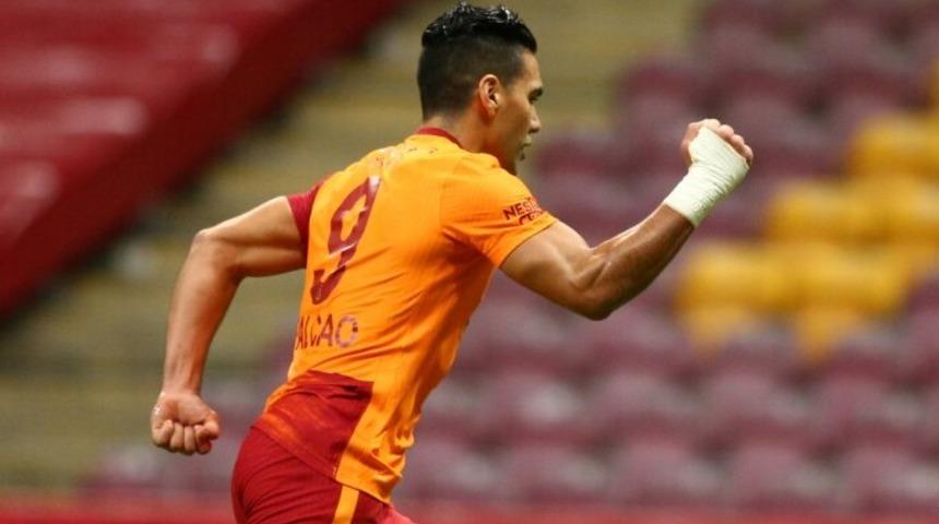 Fatih Terim'den Falcao kararı: Yedek