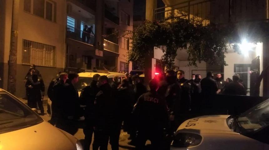 İzmir Karabağlar'da kavga: 4 yaralı