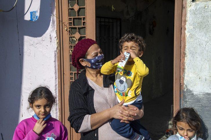 Mersin Büyükşehir Belediyesi 1,5 milyon paket okul sütü dağıtacak G1