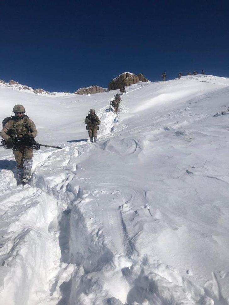 İçişleri Bakanlığı: “Yıldırım Operasyonları kapsamında bugüne kadar toplam 148 terörist etkisiz hale getirildi” G4