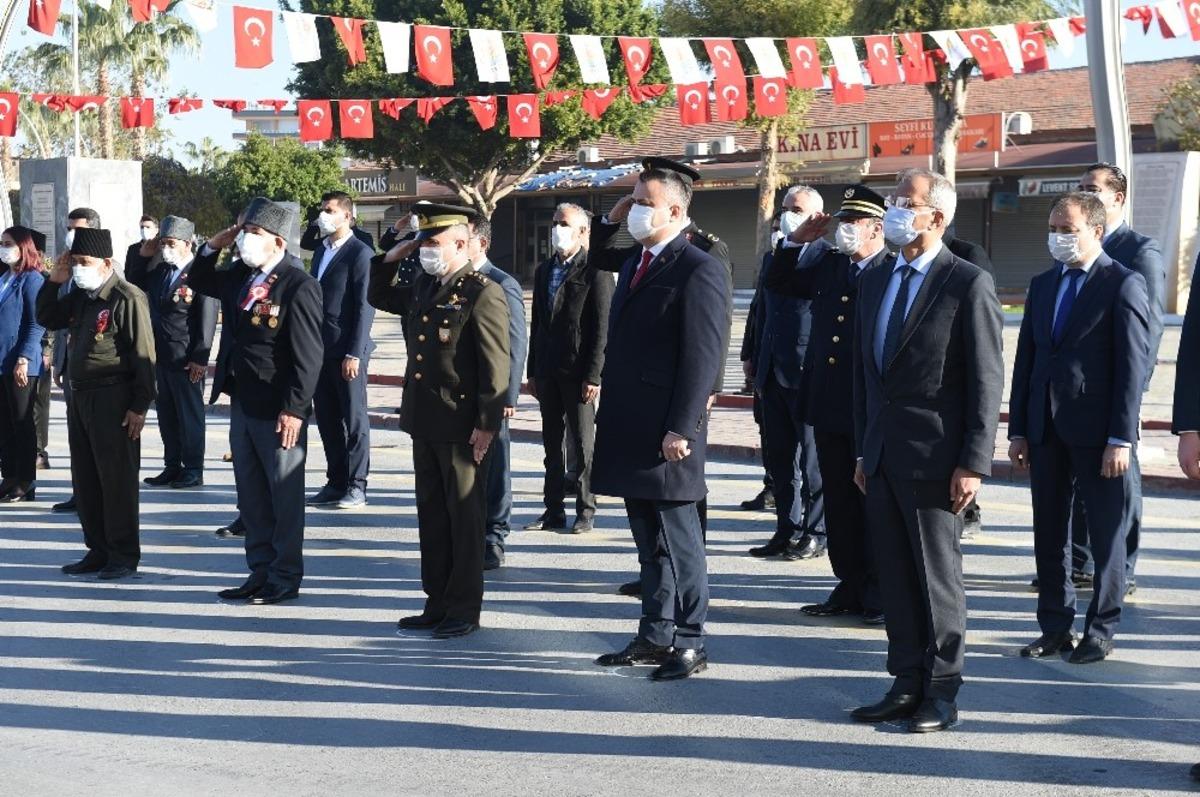 Tarsus&rsquo;un Kurtuluş G&uuml;n&uuml; sade bir t&ouml;renle kutlandı