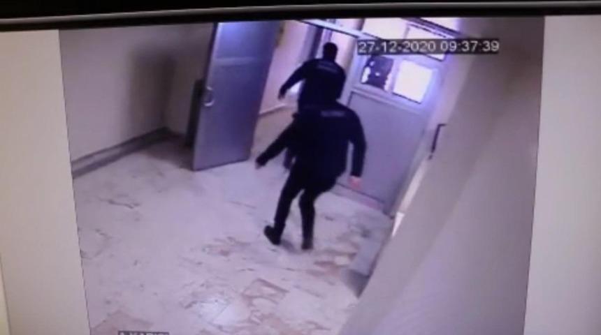 Elazığ’daki deprem anları saniye saniye kamerada