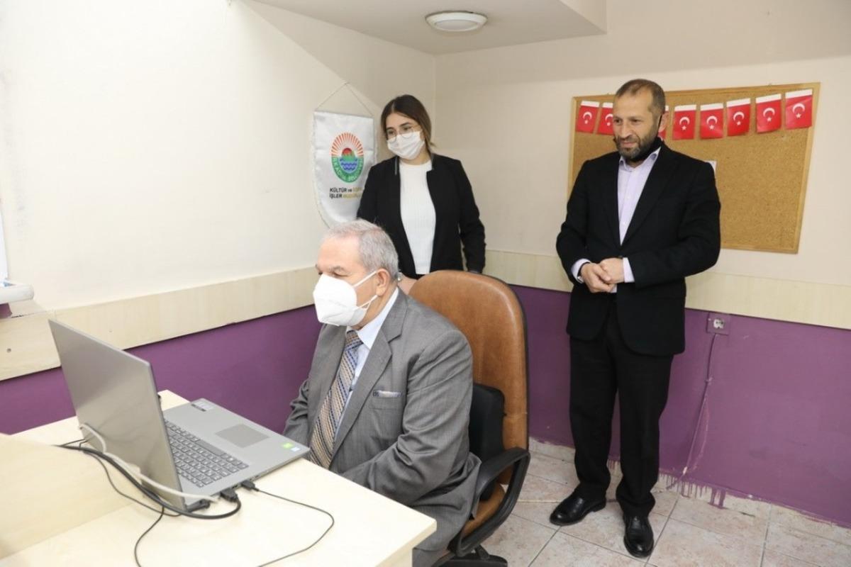 Başkan Demirtaş online eğitim g&ouml;ren gen&ccedil;lerle buluştu