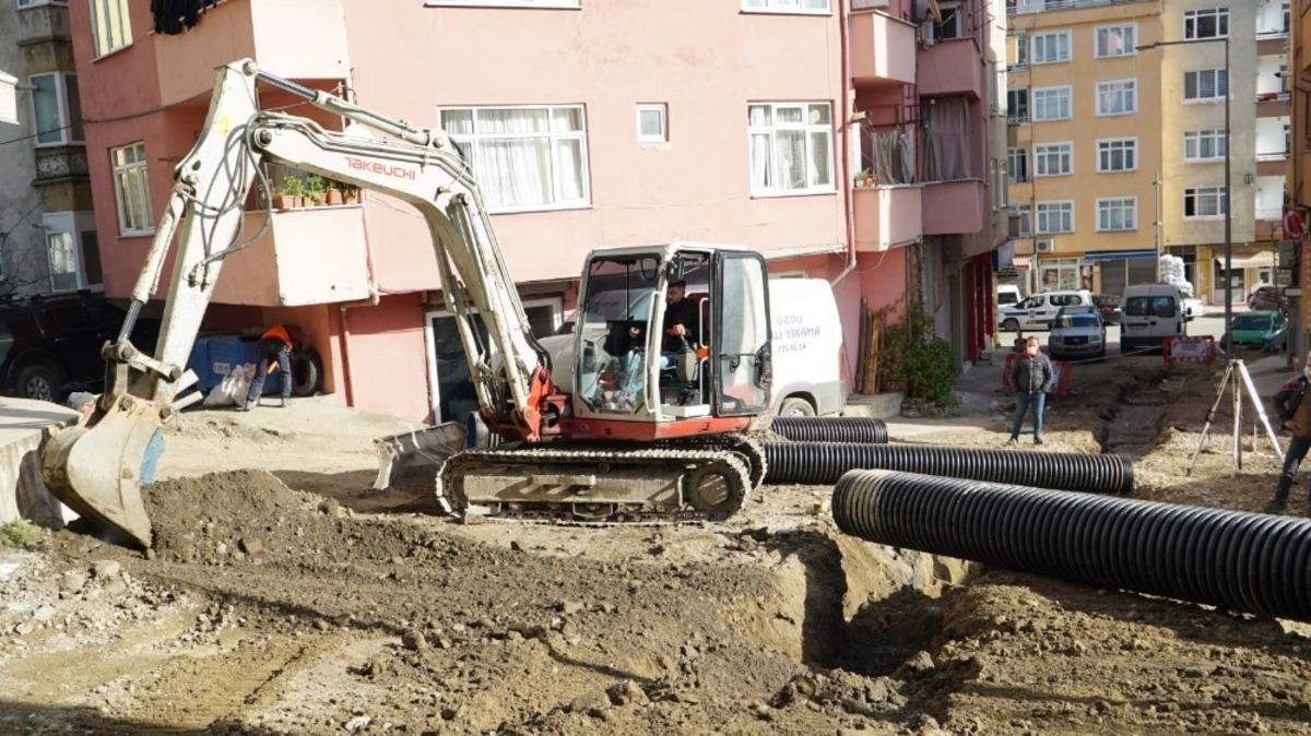 Altınordu Belediyesi, kısıtlama s&uuml;recinde n&ouml;bet&ccedil;i ekiplerle sahada