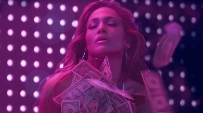 Jennifer Lopez’li Marry Me filminin başına gelmeyen kalmadı! Şimdi de...