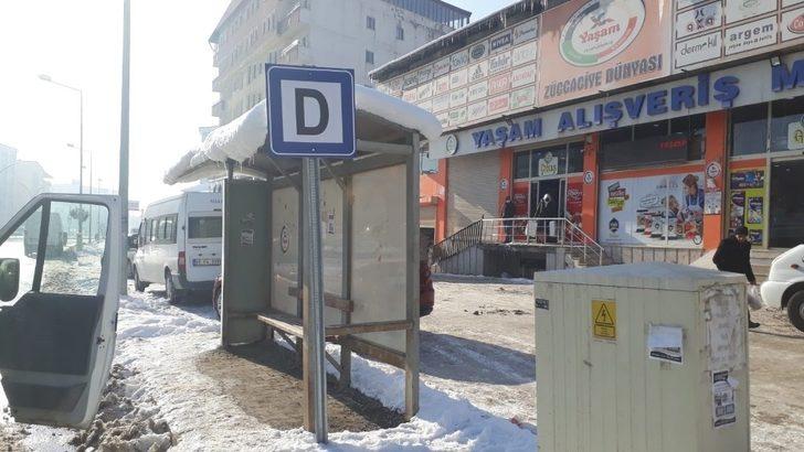 Yüksekova’da yeni yolcu durak alanları belirlendi G3