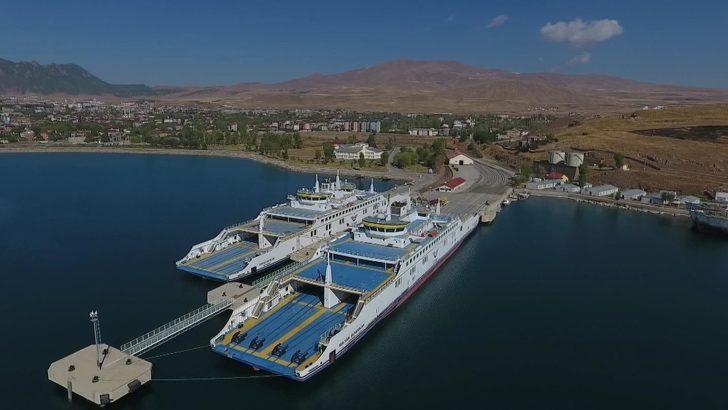 (Özel) Türkiye’nin en büyük iki feribotu 2020’de 500 bin ton yük taşıdı G4