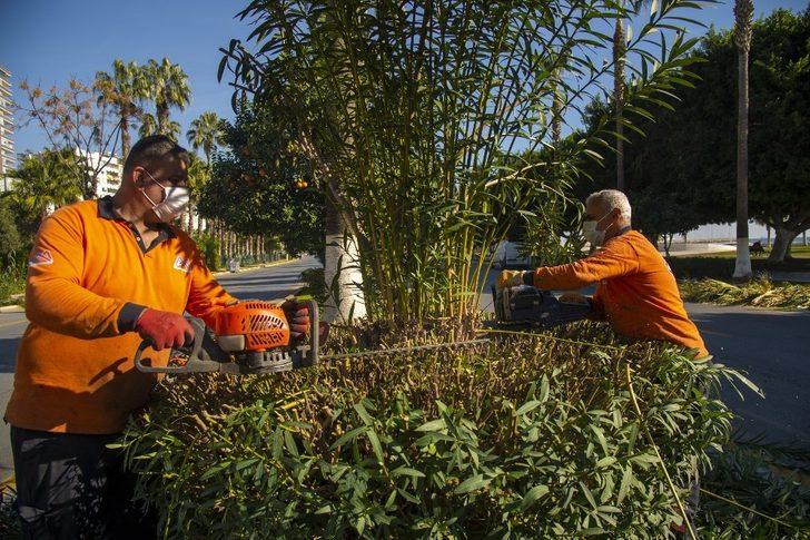 Büyükşehir Belediyesi ekipleri, iki günlük yasakta da sahadaydı G1
