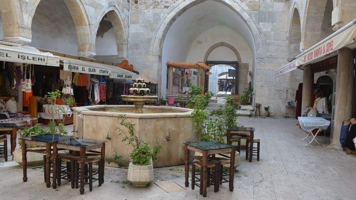 Tarihi medresede “korona” sessizliği G5