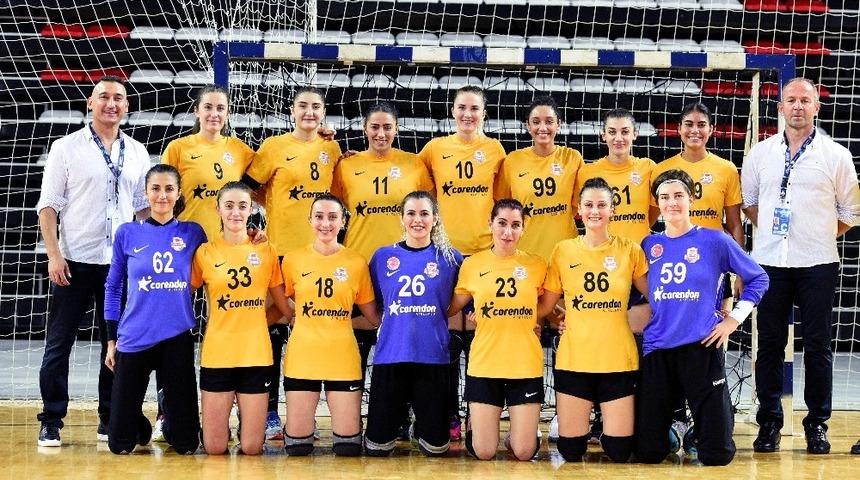 Paşanın melekleri grup lideri olarak &ccedil;eyrek finalde