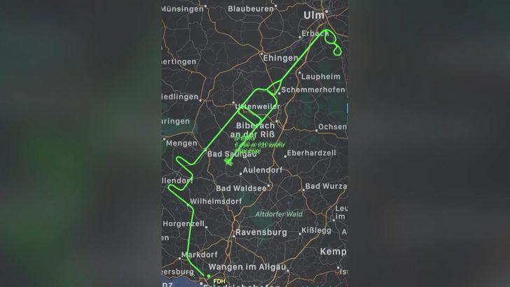 Almanya'da genç pilot gerçekleştirdiği uçuşla gökyüzüne dev şırınga resmi çizdi G2