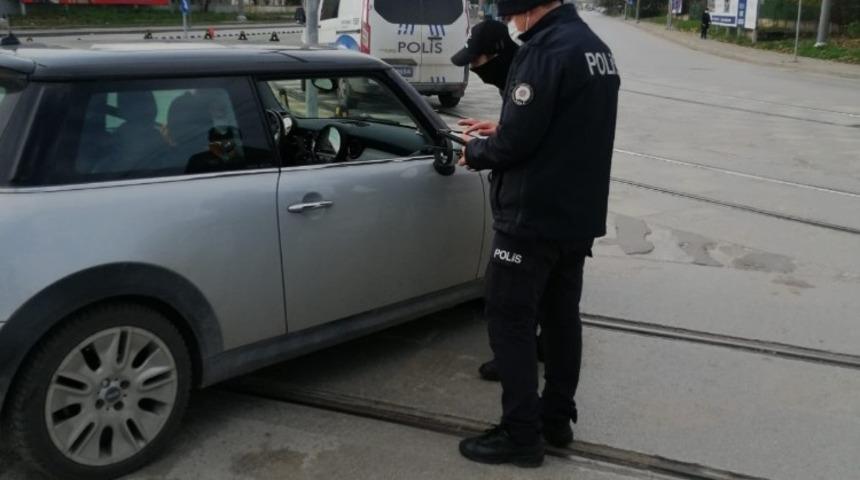 Kocaeli&rsquo;nde kurallara uymayan 429 şahsa para cezası uygulandı