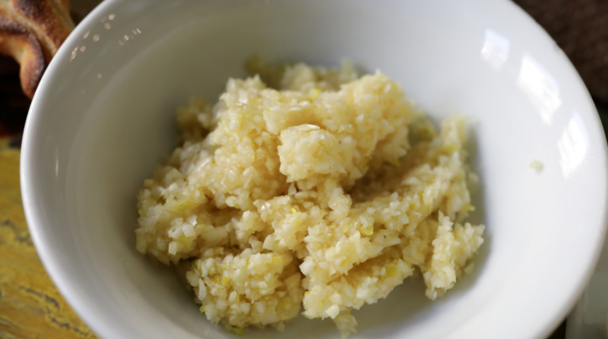 Antibiyotik etkisi! Sarımsaklı şampuan evde nasıl yapılır? Saç dökülmesini de önlüyor...