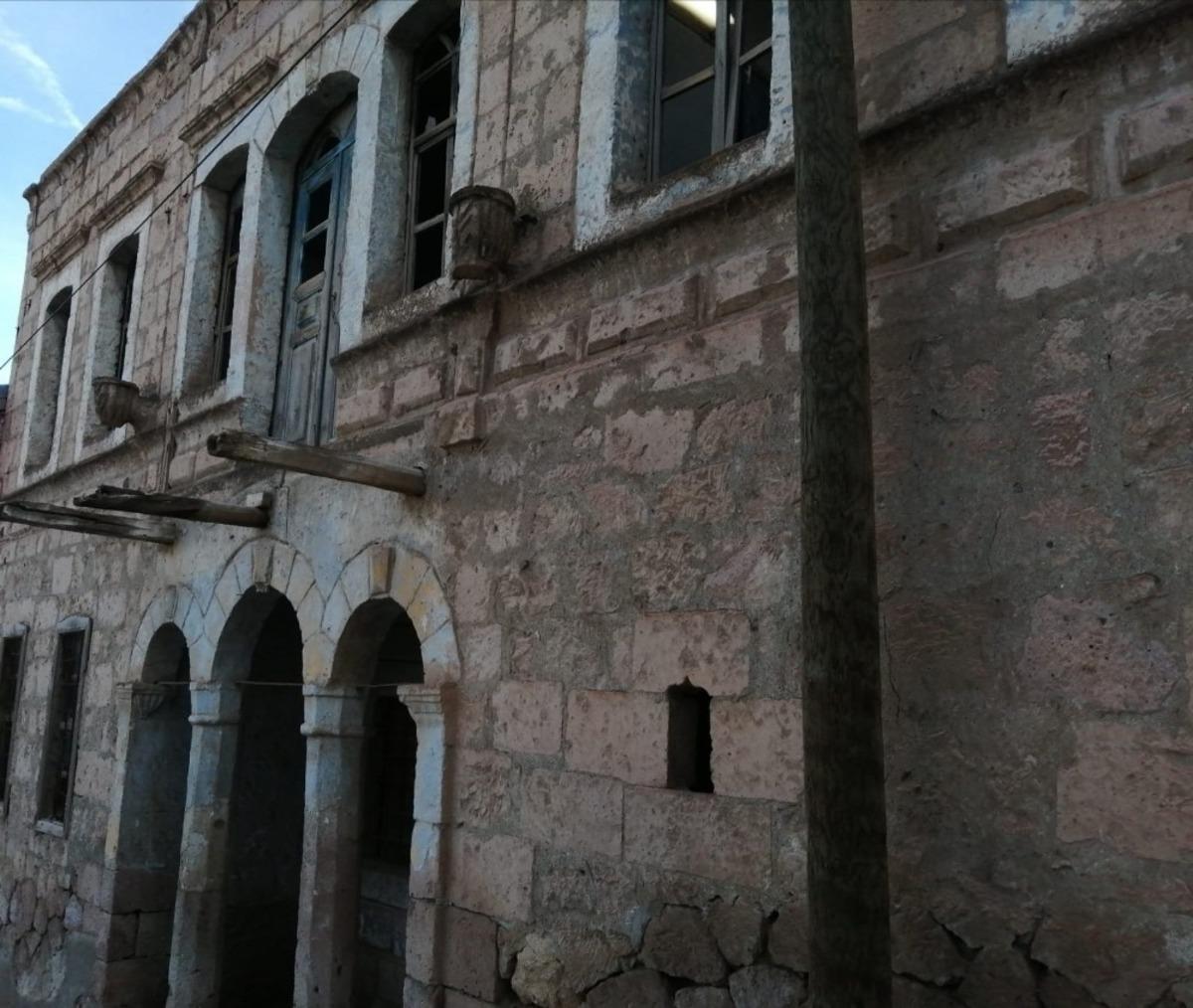 Yeşilhisar&rsquo;ın ilk adliyesi tadilat bekliyor