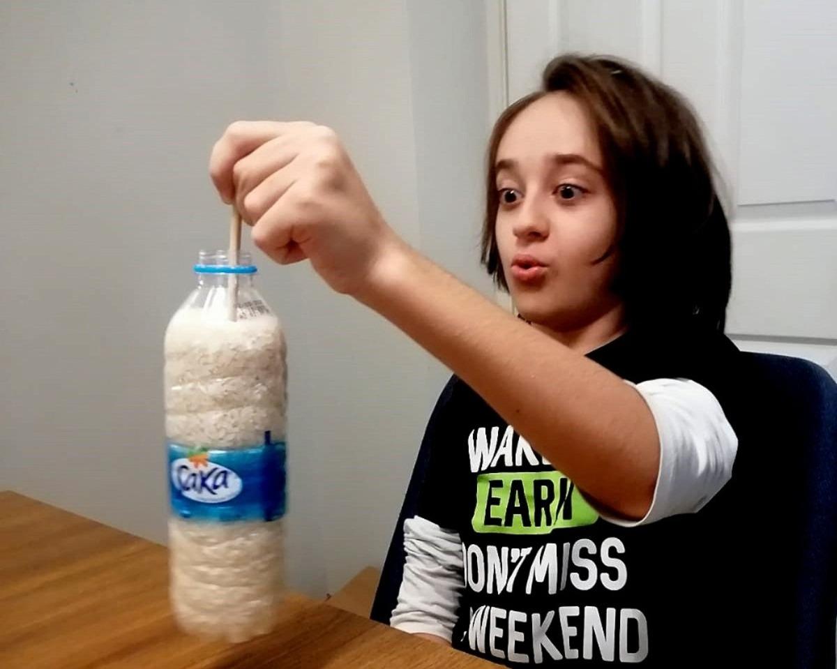 &Ccedil;eşme&rsquo;de uzaktan eğitimle "Evde Bilim"