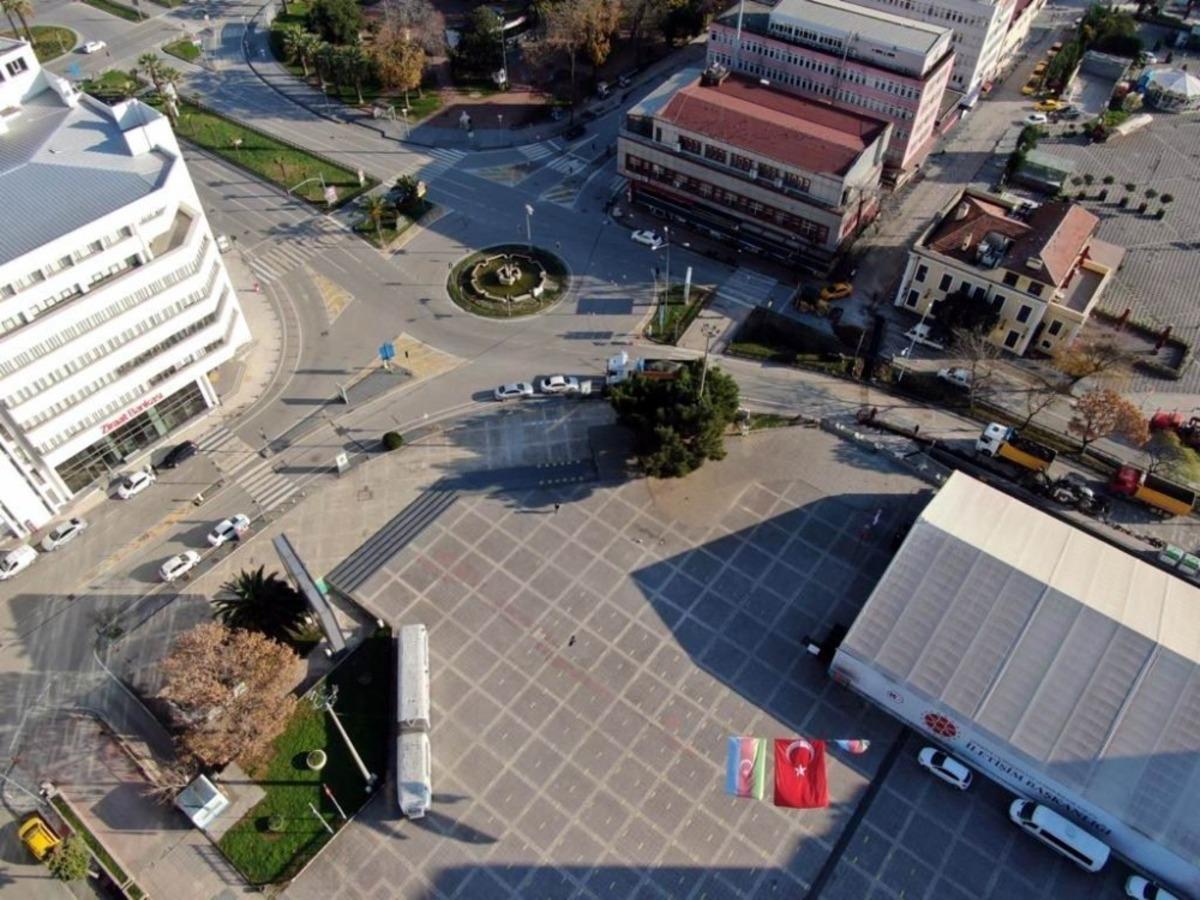 Başkan Demir: &ldquo;Cumhuriyet Meydanı kıyaslanamayacak bir hale gelecek&rdquo;