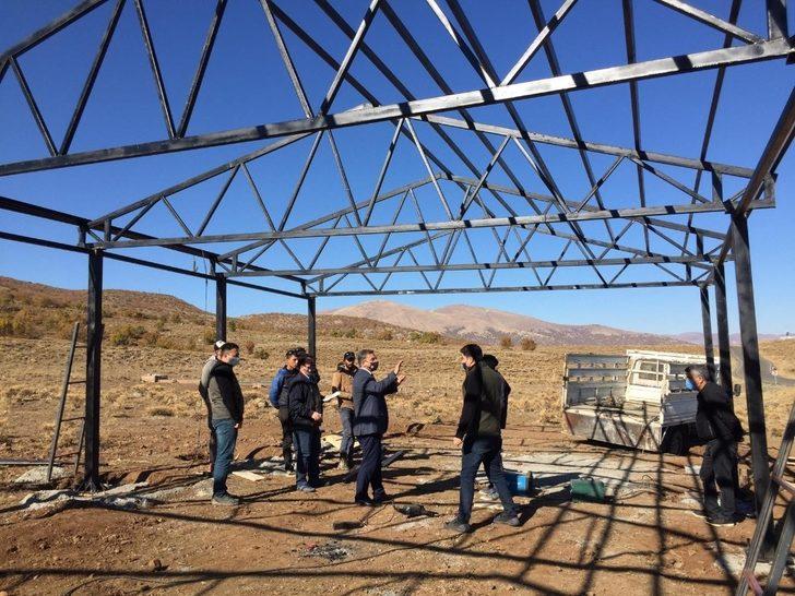 Bingöl’de 38 adet hayvan gölgeliği yapıldı G1