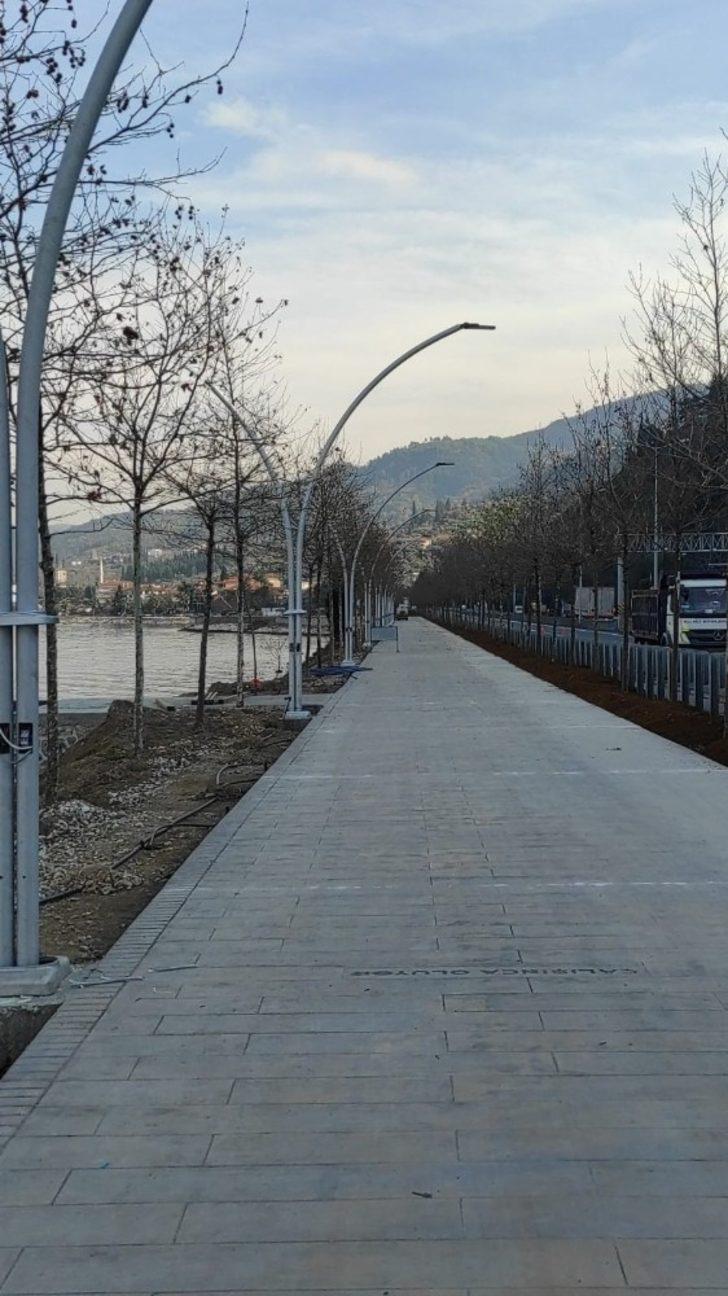 Ulaşlı’da görsel aydınlatma imalatı yapılıyor G3