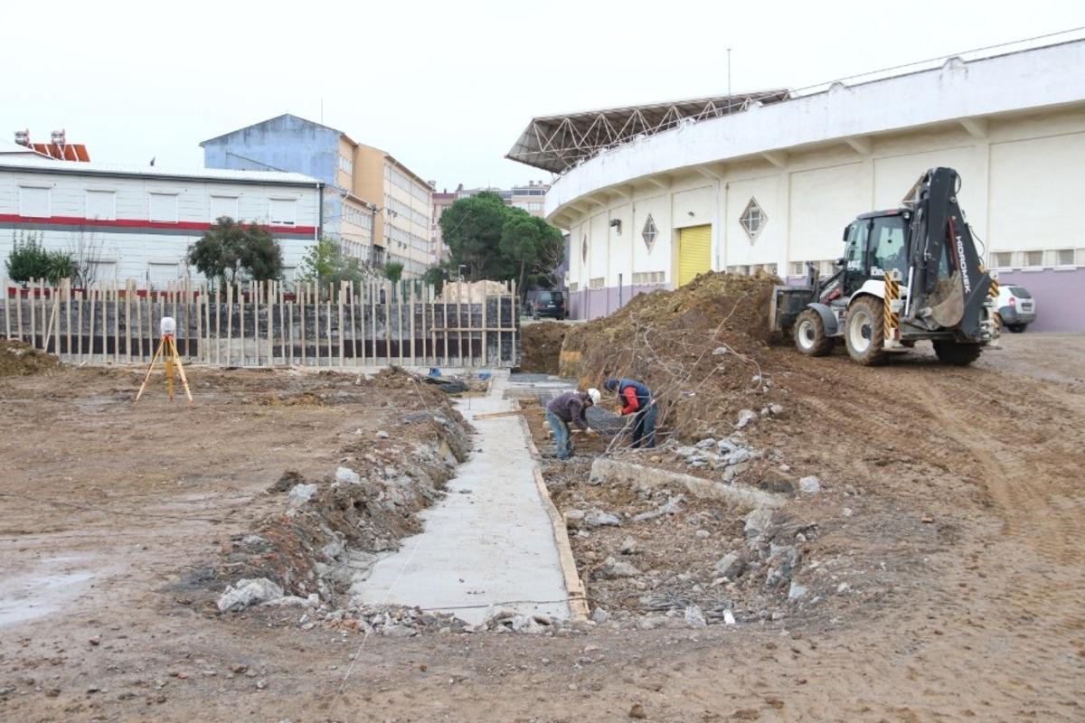 Gebze&rsquo;nin yeni futbol sahası i&ccedil;in &ccedil;alışmalar s&uuml;r&uuml;yor