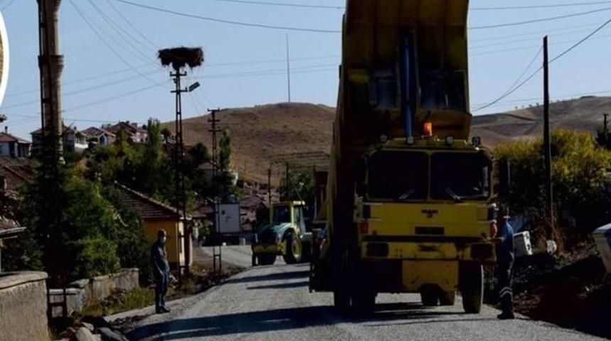 Kırşehir İl &Ouml;zel İdaresi, 2020 yılında k&ouml;y yolları i&ccedil;in 13 milyon lira harcama yaptı