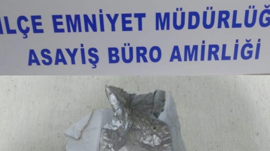 Uyuşturucu ile yakalandılar