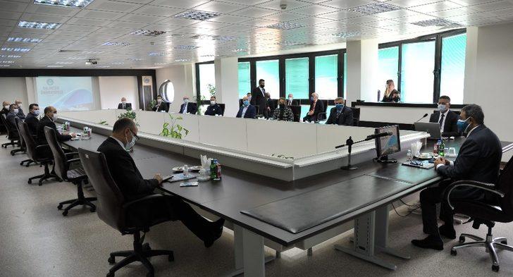 Prof. Dr. İlter Kuş, Üniversitedeki gelişmeler hakkında il protokolünü bilgilendirdi G2