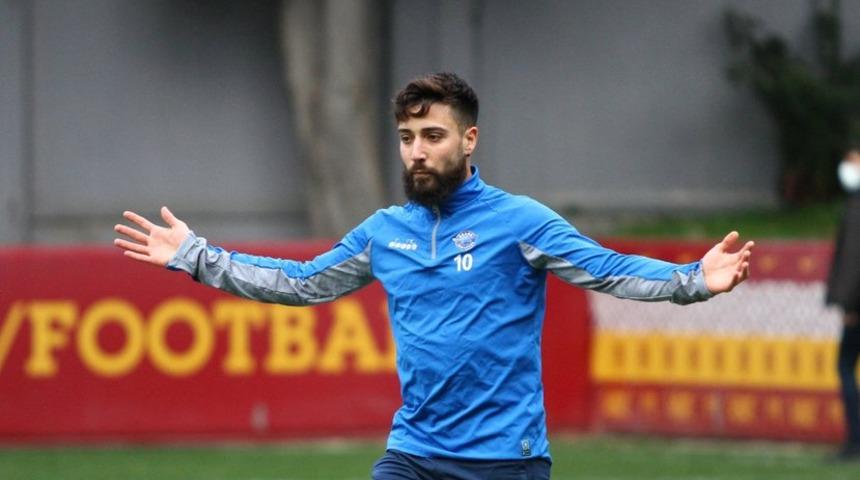 Galatasaray'da dikkat çeken kare! Tarık Çamdal....