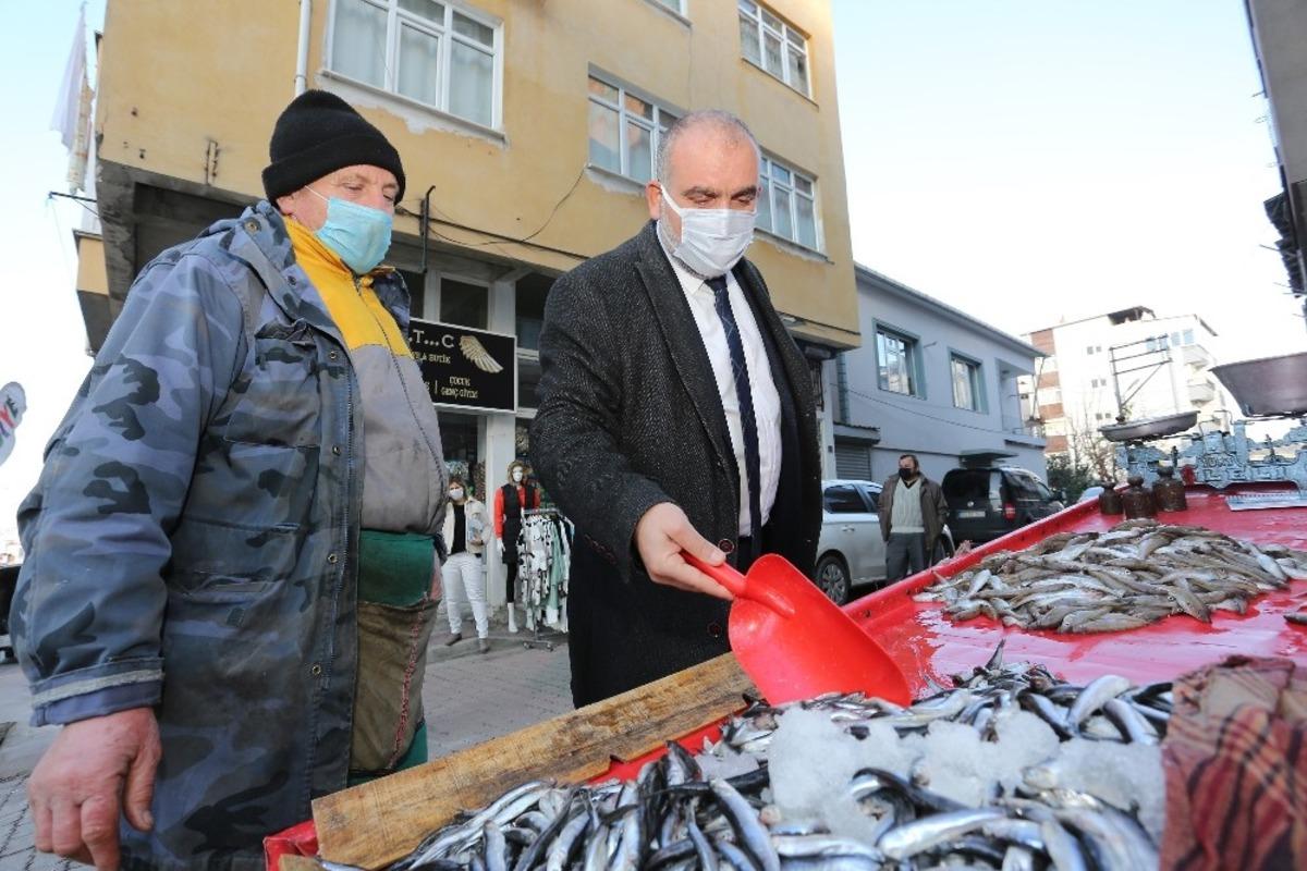 Başkan Sandık&ccedil;ı: "G&ouml;z&uuml;m&uuml;z de kulağımız da vatandaşımızda"
