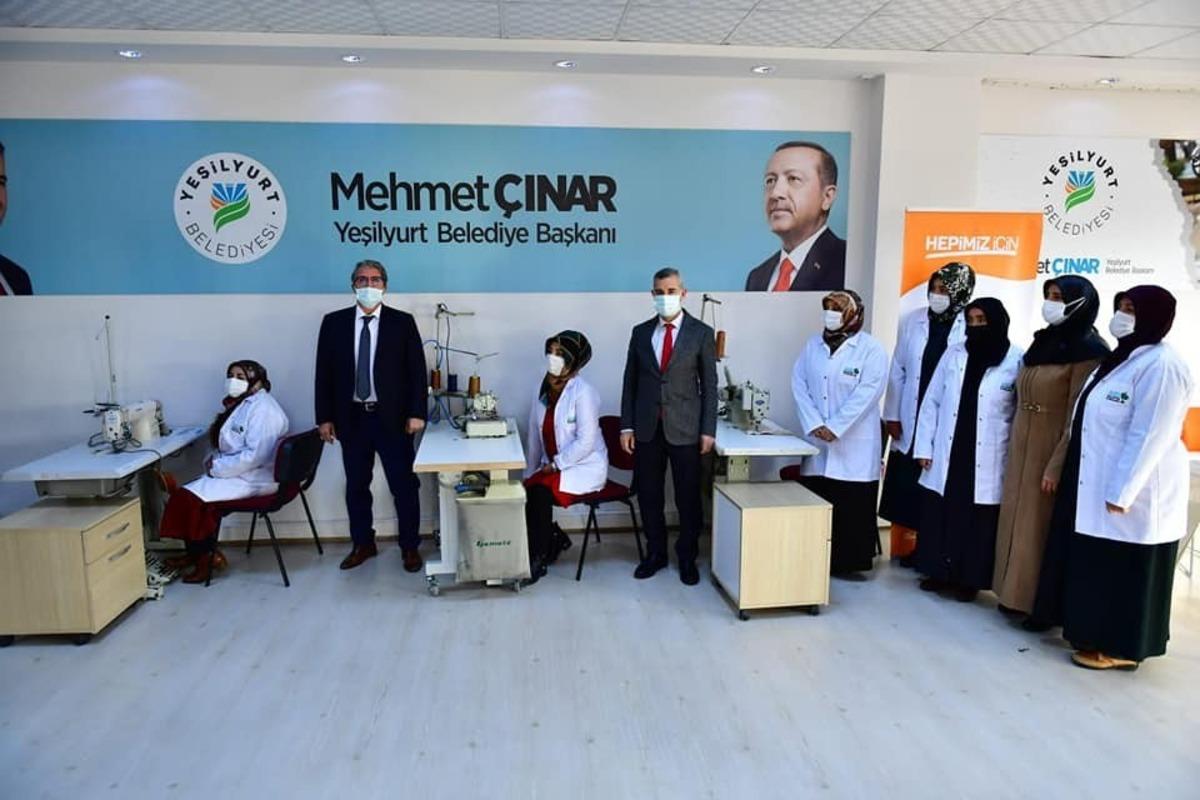 Bayanların istihdamına y&ouml;nelik tekstil kursu a&ccedil;ıldı