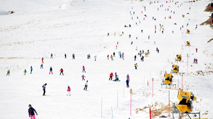 Kısıtlamanın ardından Erciyes'te yoğunluk
