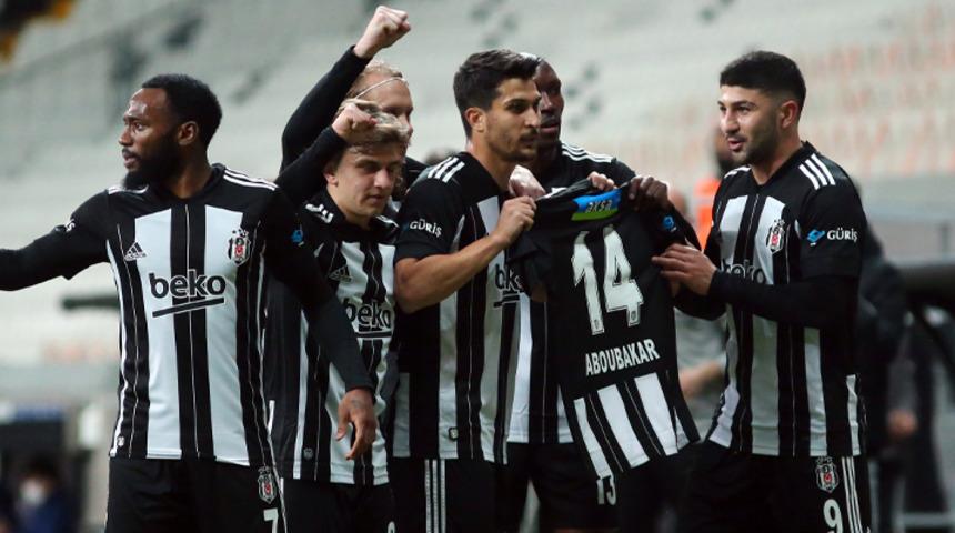 Beşiktaşlı futbolcular Aboubakar’ı unutmadı