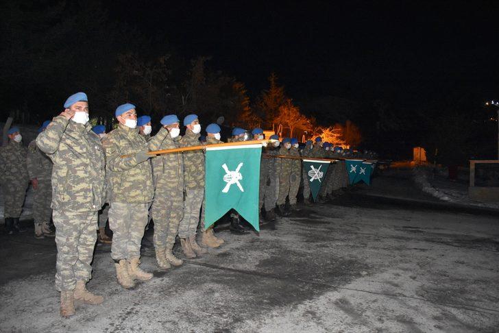 Hakkari'de çığ düşmesi sonucu şehit olan askerin naaşı törenle memleketine uğurlandı G3